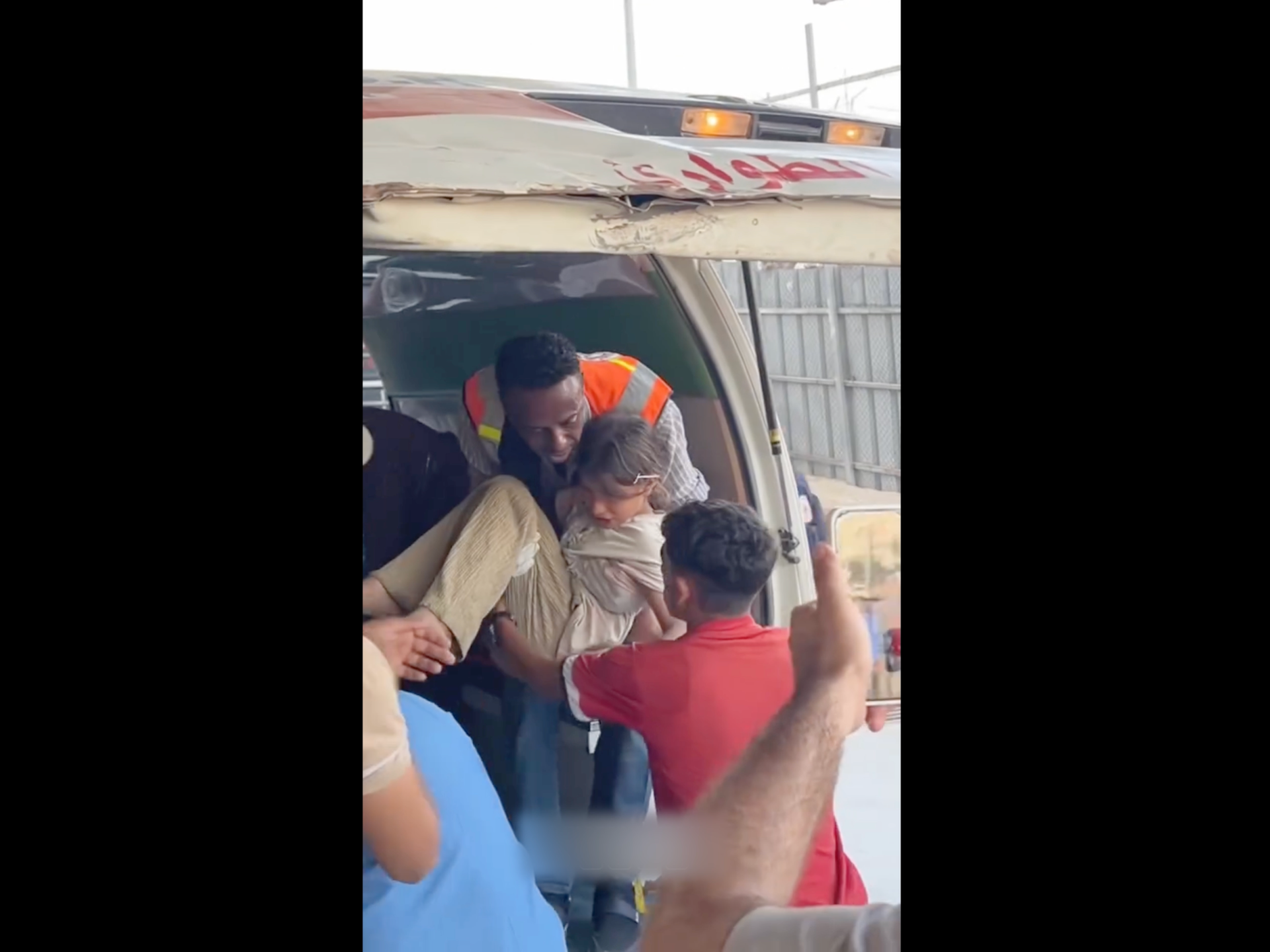 İsrail'in Han Yunus Saldırısında Çocuklar Yaralandı