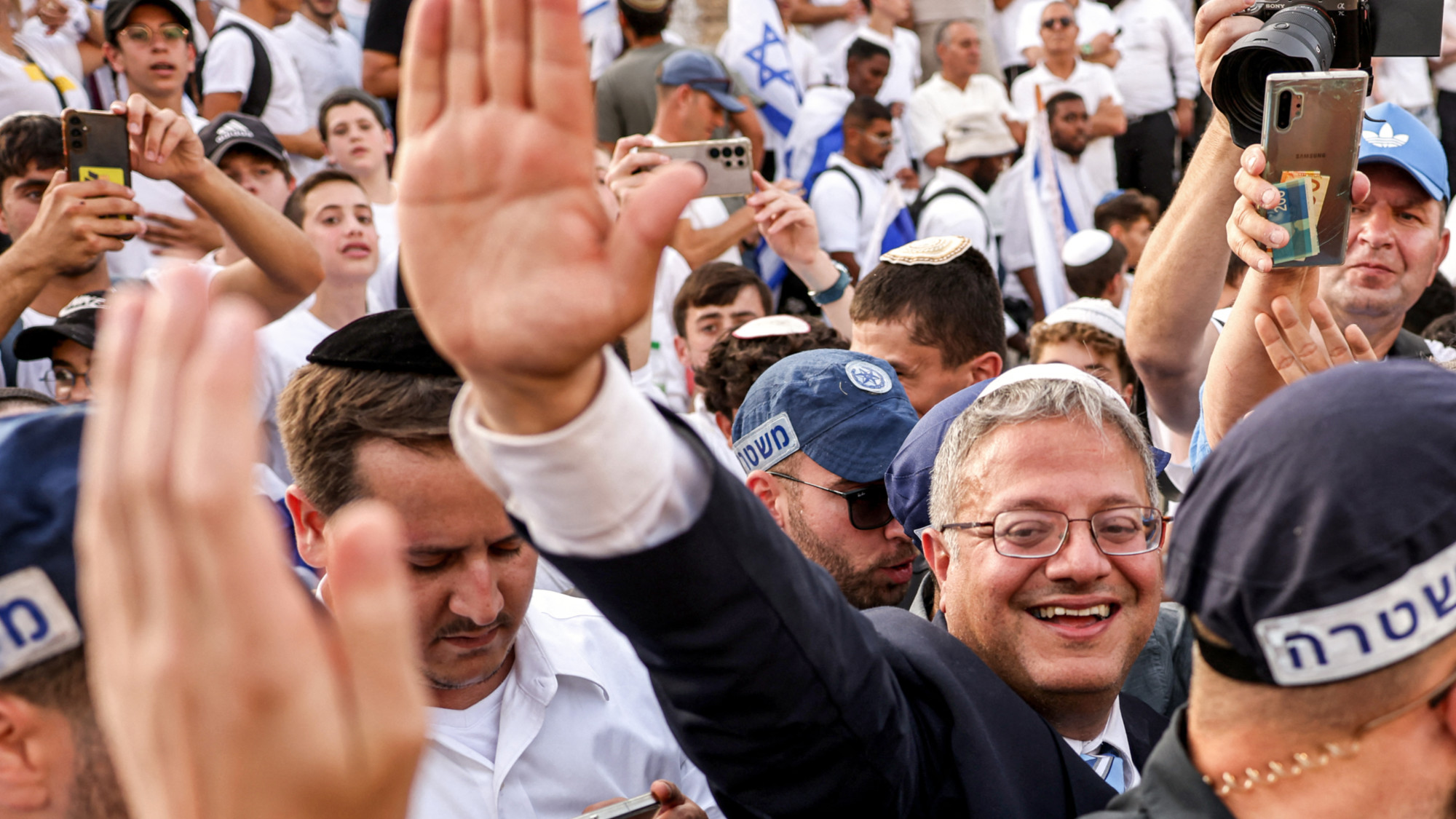 İsrail'de İlk Kez Oy Kullanacaklar Aşırı Sağa Yöneliyor