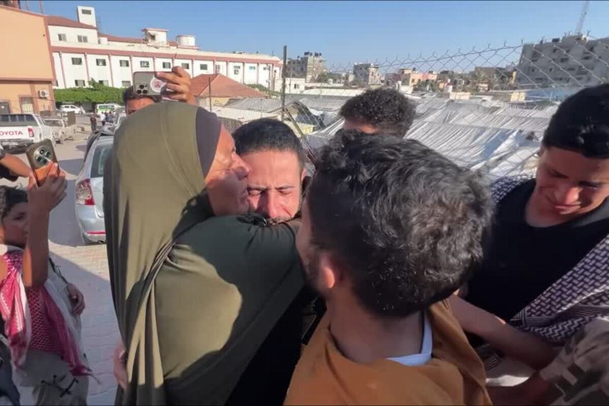 İsrail, Karem Ebu Salim'den 37 Filistinli esiri serbest bıraktı