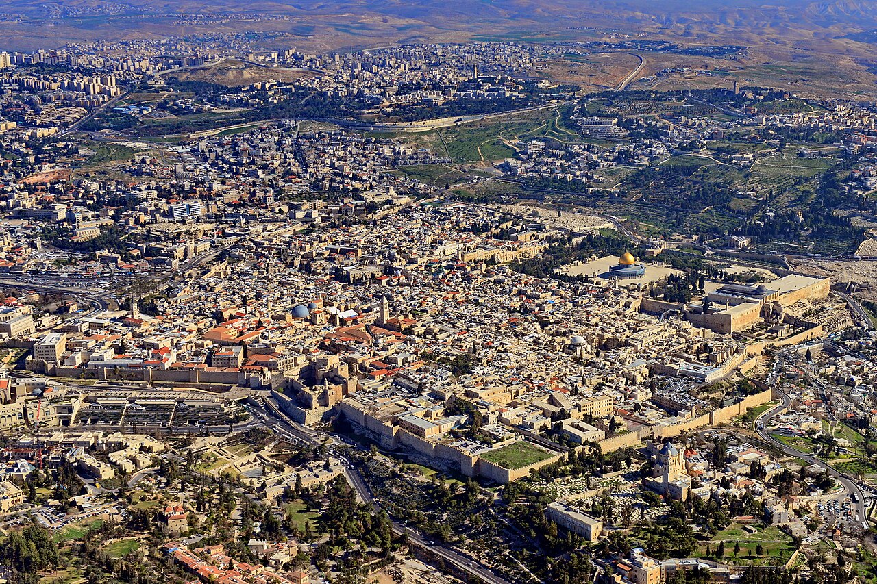 İsrail, Kudüs'te Filistin Evi Yıktı: Onlarca Kişi Evsiz