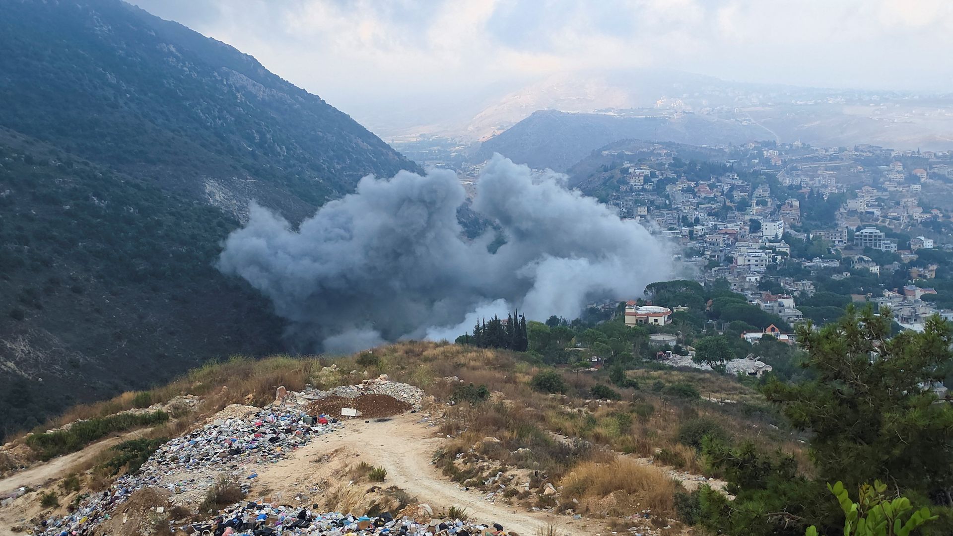 İsrail'in Lübnan'ın güneyine düzenlediği saldırıda 7 kişi öldü