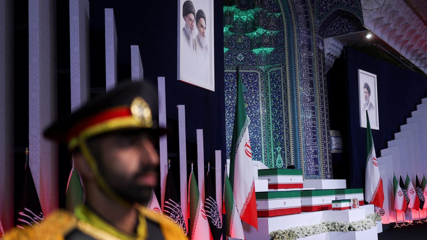 İsrail, Lübnan'da Birden Fazla Hizbullah Hedefini Vurduğunu Açıkladı