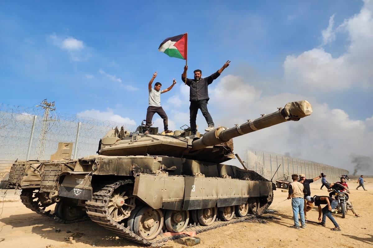 İsrail medyası: Hamas, Gazze'de mühendislik ekipmanlarını ele geçirdi