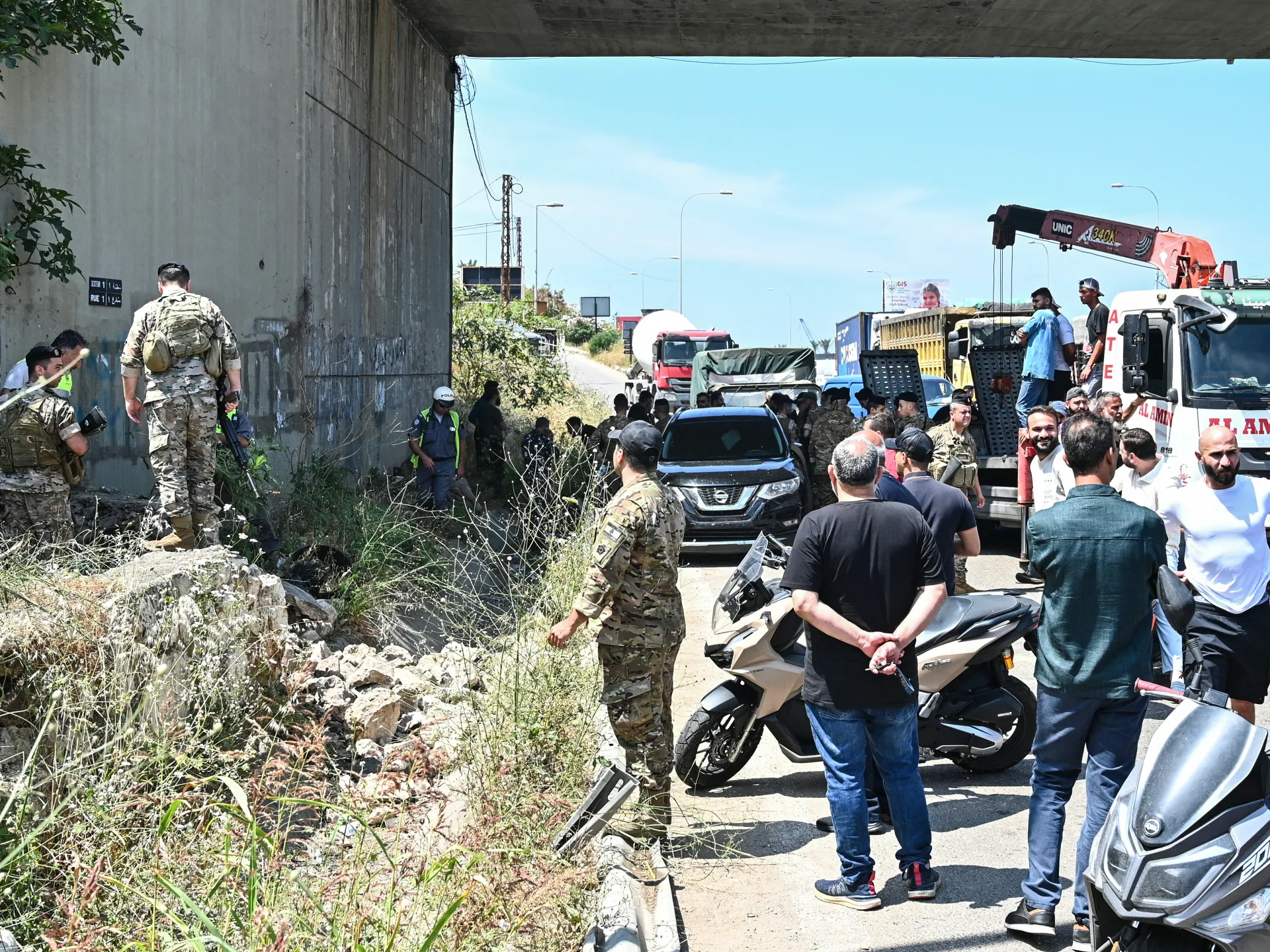 İsrail saldırıları Lübnan'da dokuz kişiyi öldürdü, Beyrut'a ulaştı