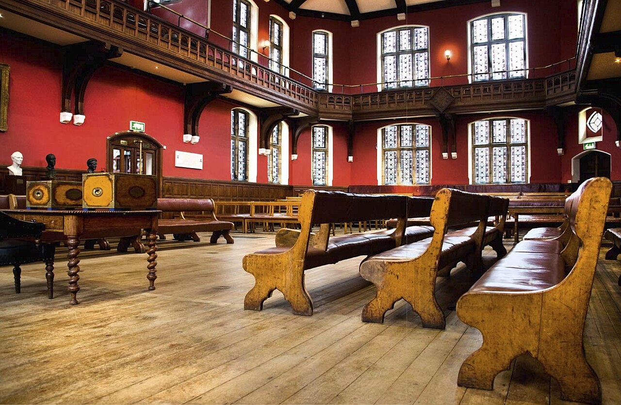 İsrail yanlısı grup, Oxford Birliği başkanını polise şikayet etti