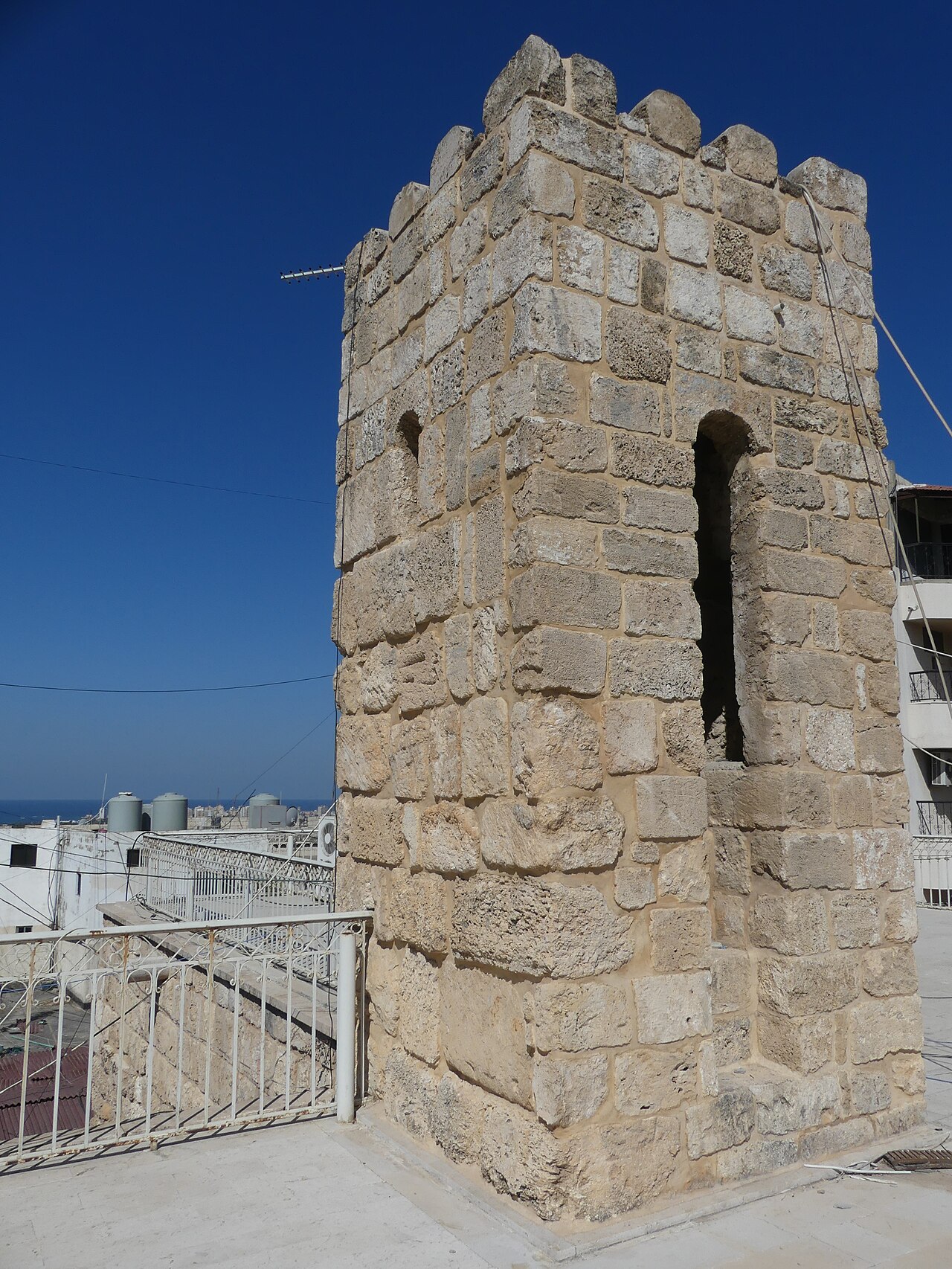 İsrail'in Bürc Şimali Saldırısında 8 Yaralı; Ateşkes Görüşmeleri Üçüncü Günde