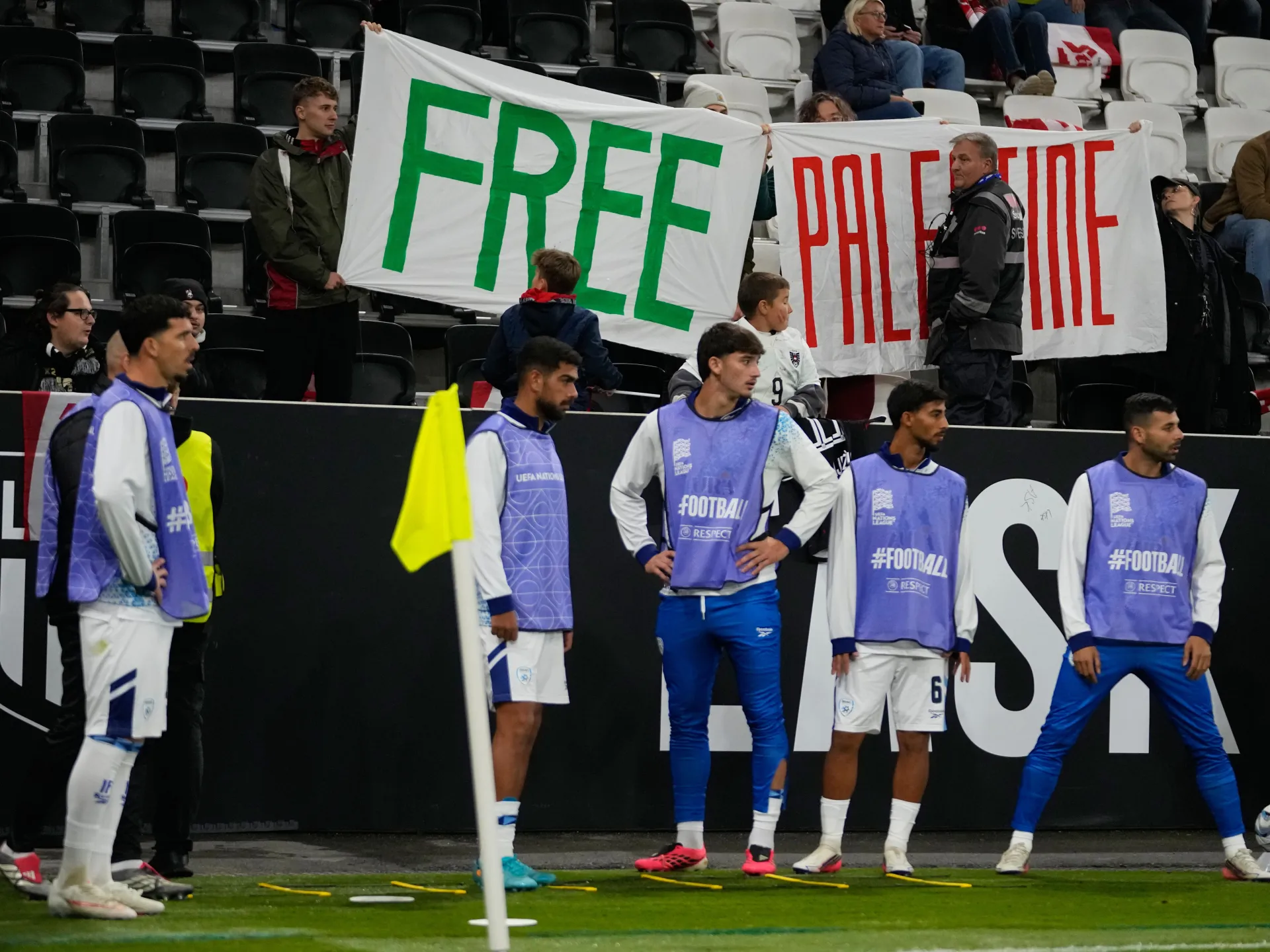 İsrailli Futbolcu Abu Farchi Silah Kutlaması Nedeniyle Kırmızı Kart Gördü