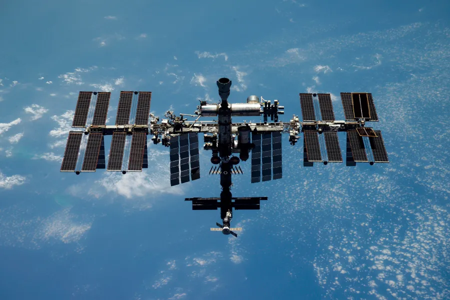 ISS'teki sızıntı nedeniyle astronotlar 'güvenli bölge'ye geçti