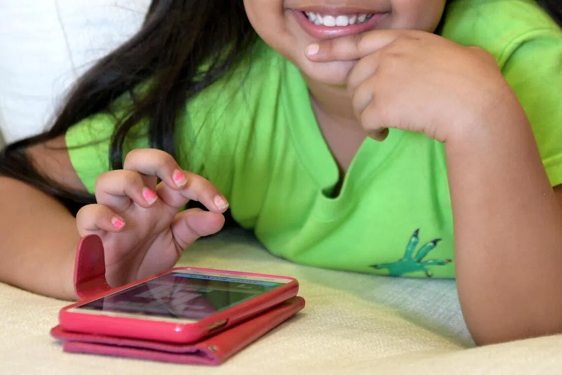 İsveç: 13 yaş altı çocuklara akıllı telefon yasaklanmalı