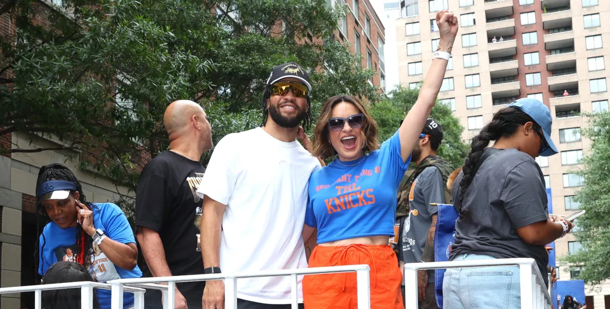 Jalen Brunson ve Mariska Hargitay'dan Duygu Dolu Anlar