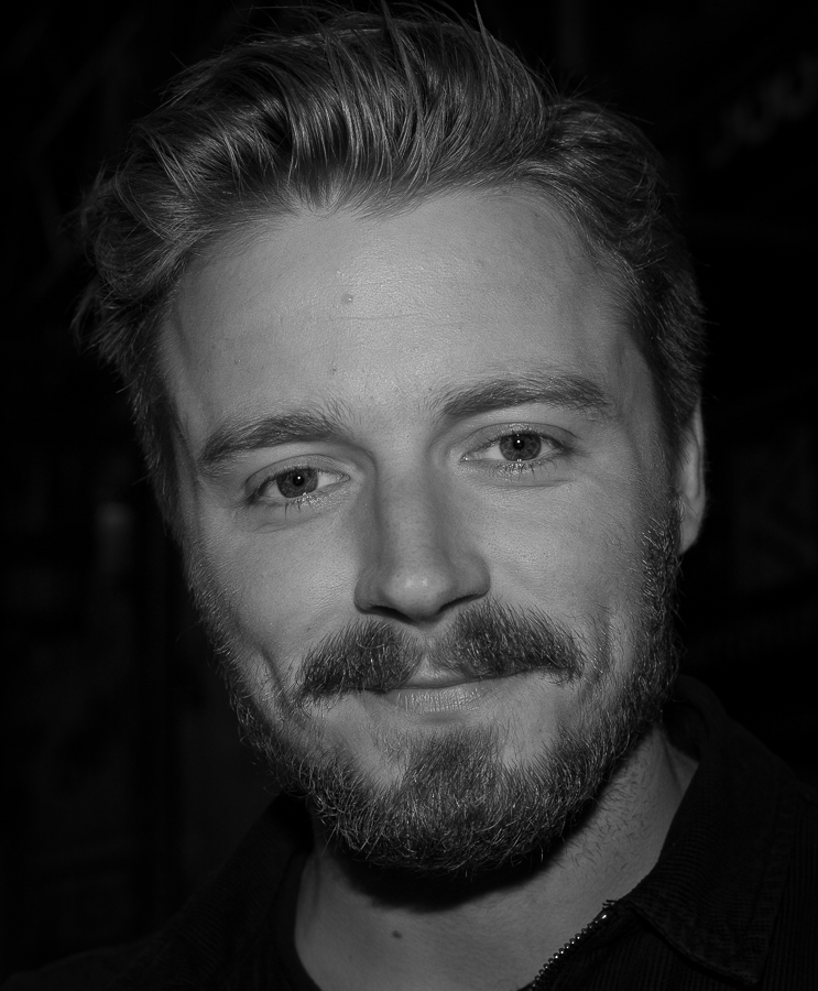 James Bond Adayı Jack Lowden: Bahisler Yükseldi