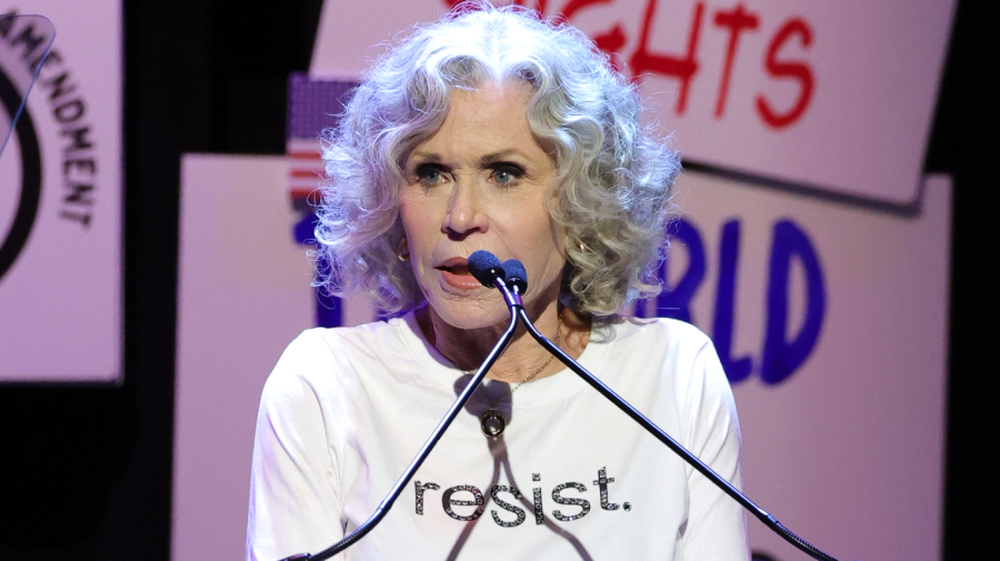 Jane Fonda: Hollywood, Trump'a karşı 'itaatkar' olmamalı