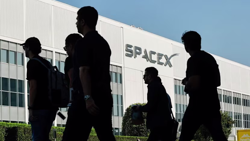Japon yatırımcılar SpaceX hisseleri için 6,2 milyar dolar talep etti