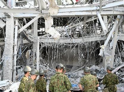 Japonya'dan Depremde Enkaz Altındakilere Kurtarma Seferberliği
