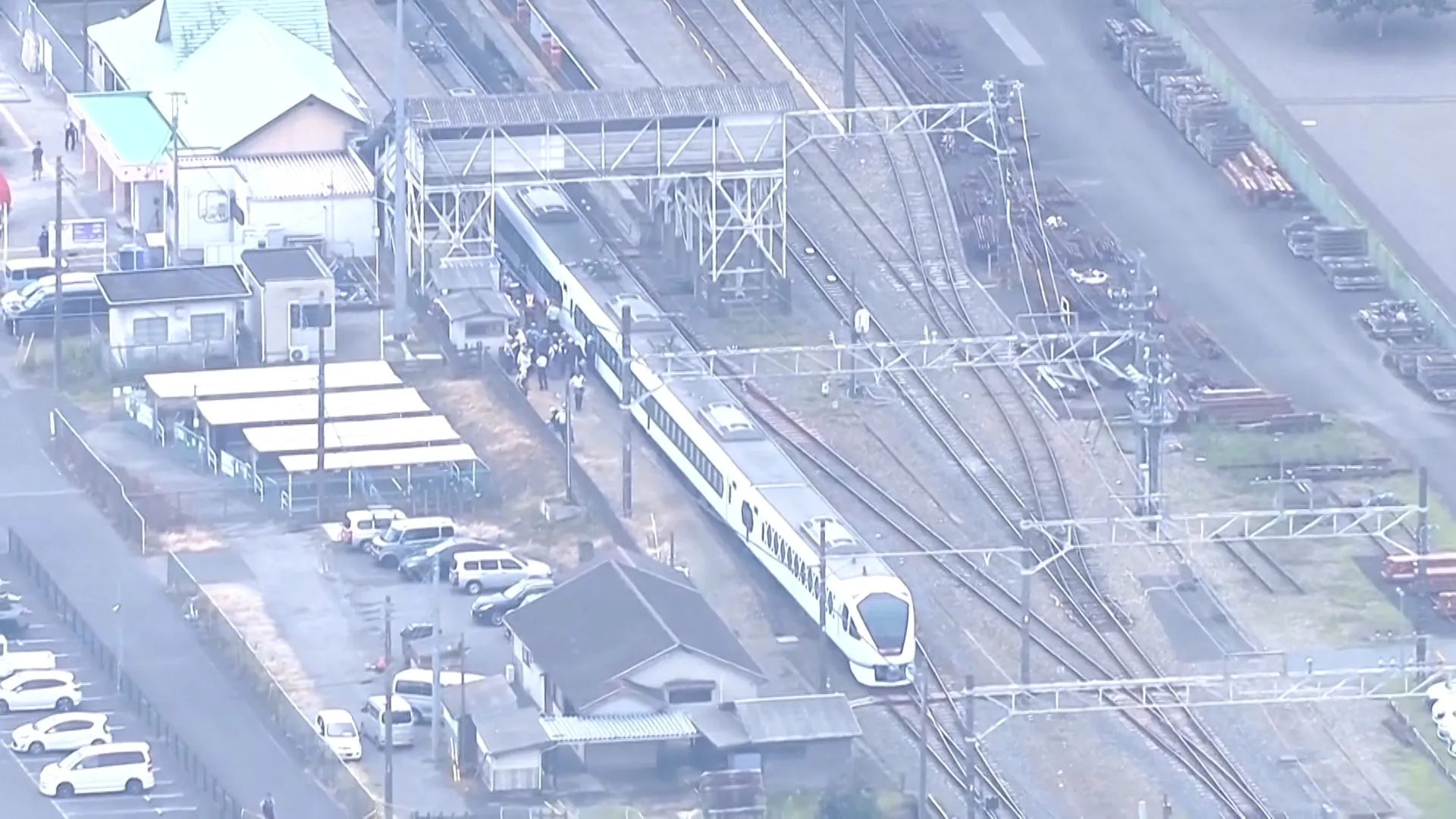 Japonya'da İstasyon Yakınında Ekspres Tren İşçilere Çarptı: 4 Ölü