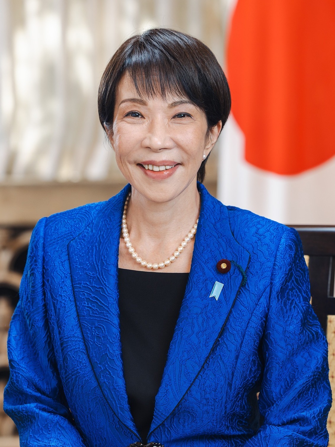 Japonya Lideri: Makyaj ve Ev İşlerine Saatler Gidiyor
