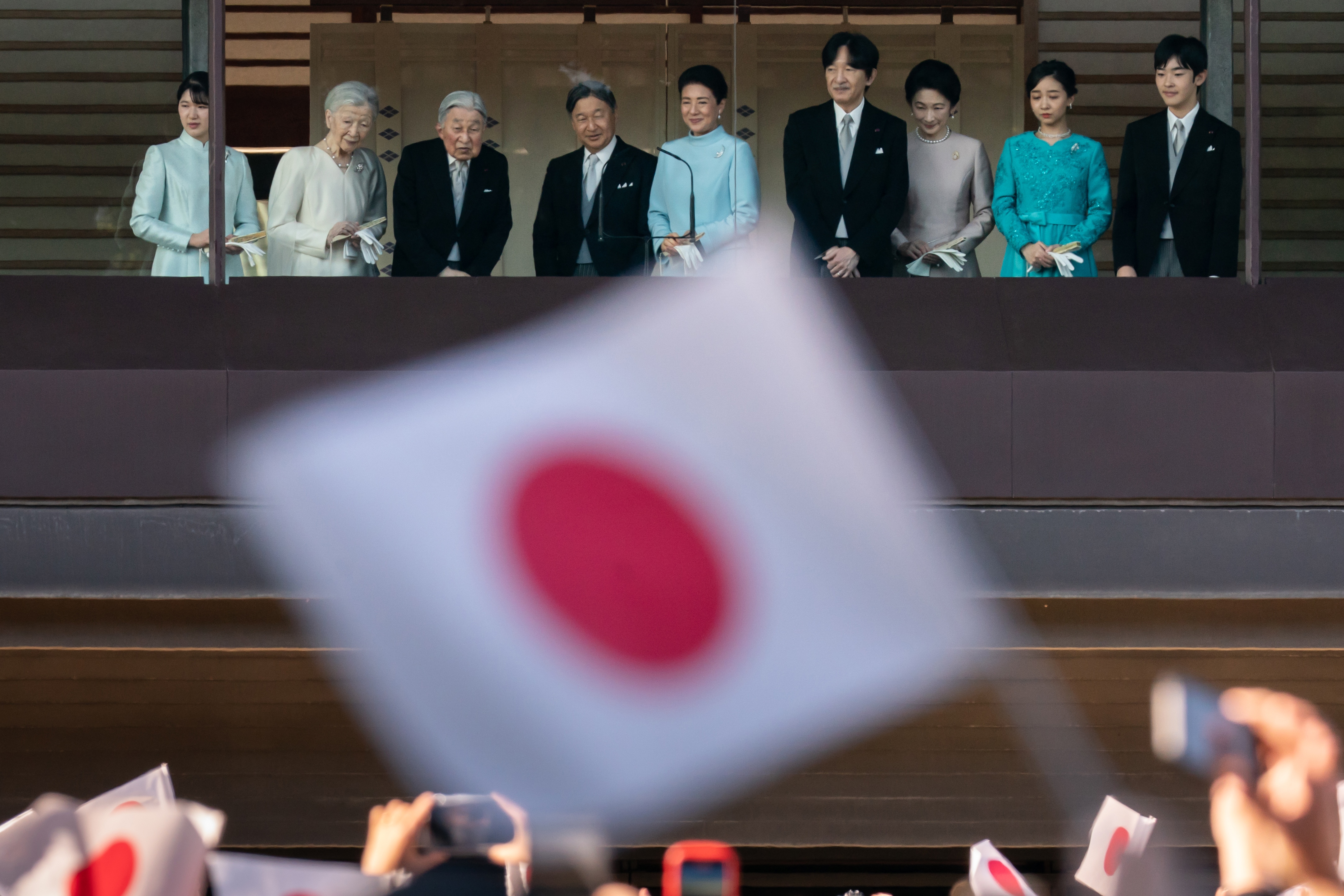 Japonya taht varisi yasasını değiştiriyor: Erkek çocuk şartı kalkıyor