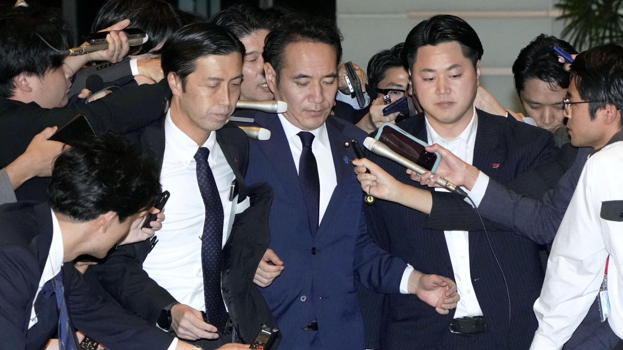 Japonya Tarım Bakanı İstifa Etti: Takaichi Hükümetinde İlk Skandal