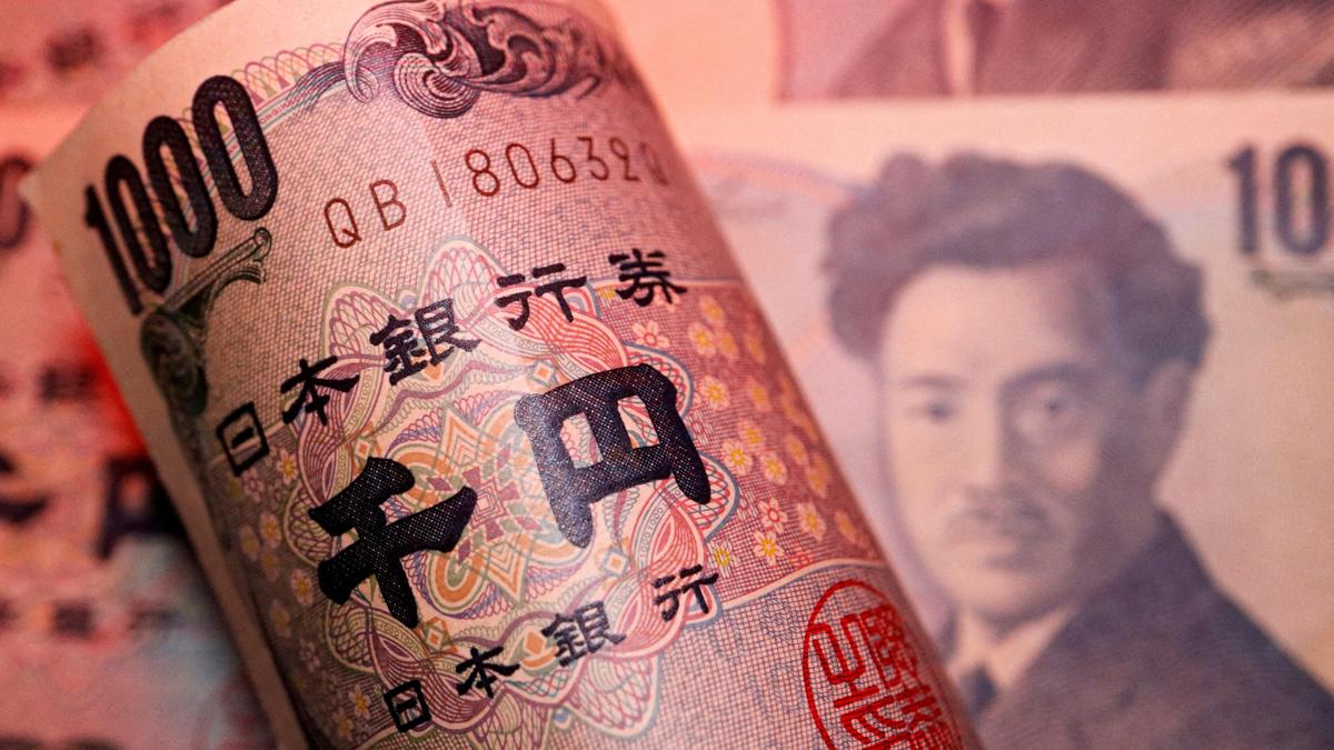 Japonya Yen'deki Rekor Düşüşe Müdahale Sinyali Verdi