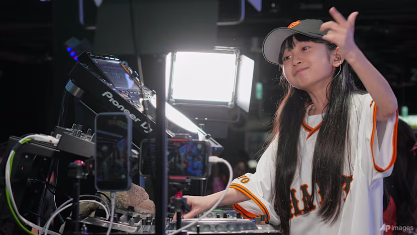 Japonya'nın 9 yaşındaki DJ dehası Rinoka