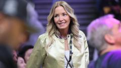 Jeanie Buss, kardeşlerinin Lakers hisselerini satışını engellemeye çalışıyor