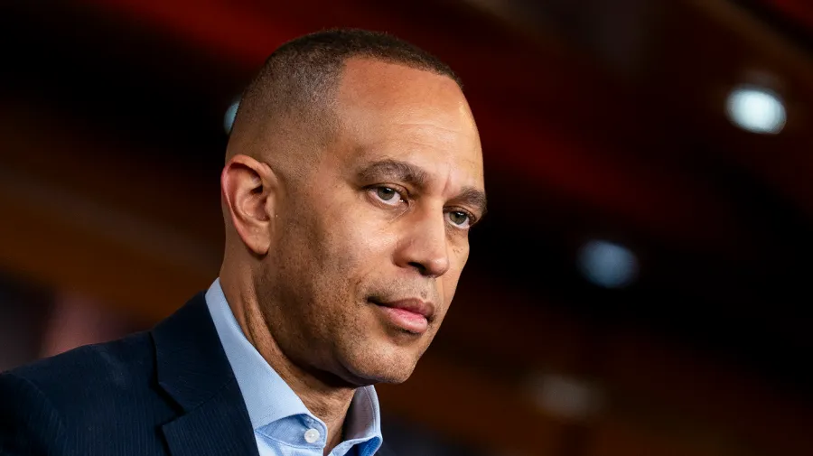 Jeffries: Seçimden Sonra Düşmanımız Trump Olacak
