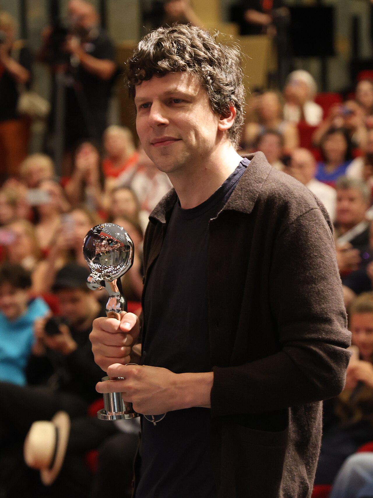 Jesse Eisenberg: ABD'den ayrılmak 'aptalca