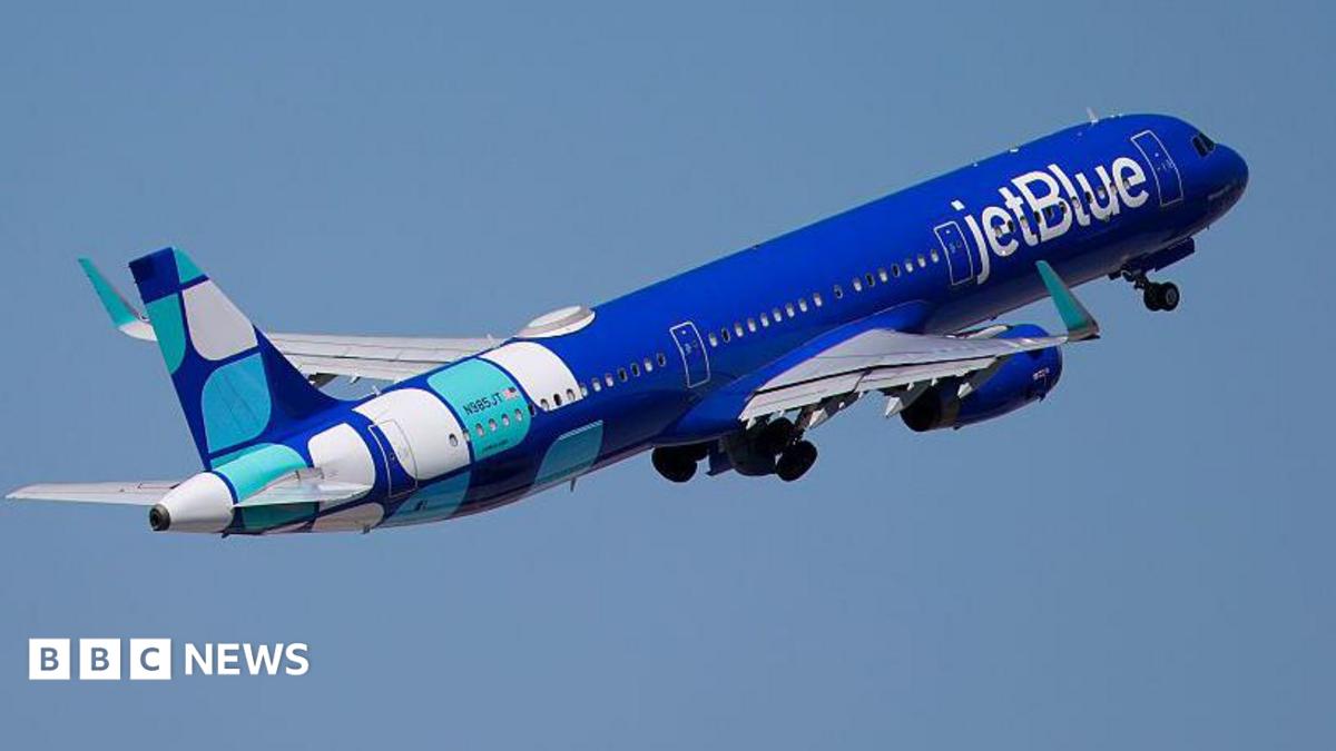 JetBlue pilotu JFK'ya inerken dron çarptığını bildirdi