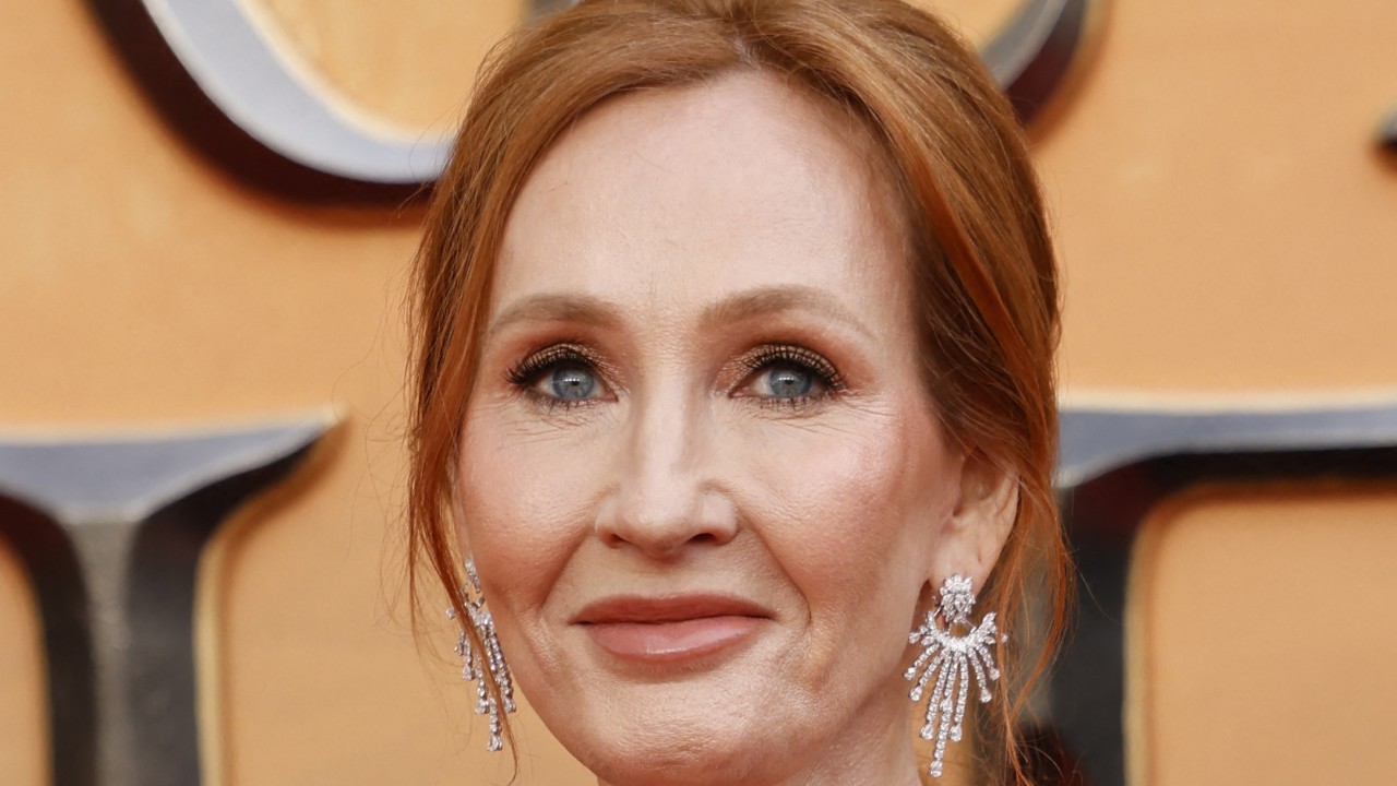 J.K. Rowling'den Amnesty International'a Sert Tepki: 'Kadın Merkezimi Hedef Aldılar