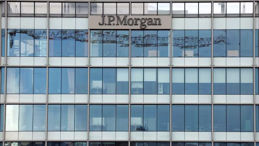 J.P. Morgan S&P 500 hedefini 8.000'e yükseltti: Yapay zeka ve güçlü kârlar etkili