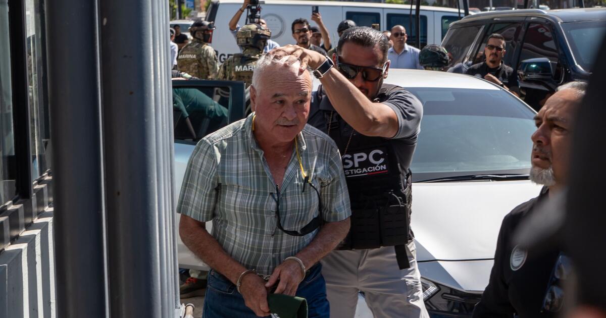Kaçak Yakıt Ticareti: Meksika'ya Benzin Kaçakçılığı Kartellere Milyonlar Kazandırıyor