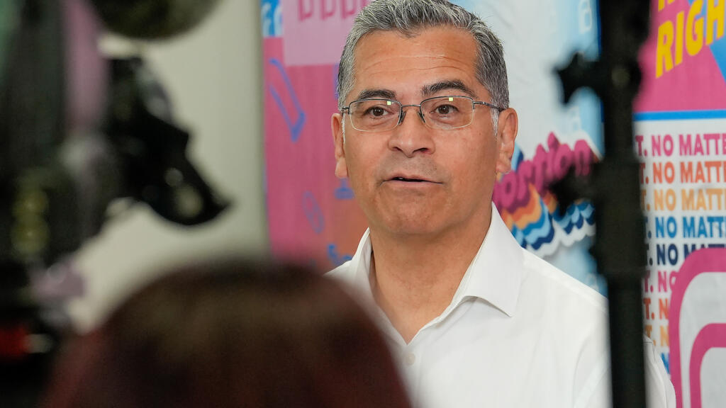Kaliforniya Ön Seçimleri: Demokratların Bölünmüşlüğü Test Ediliyor