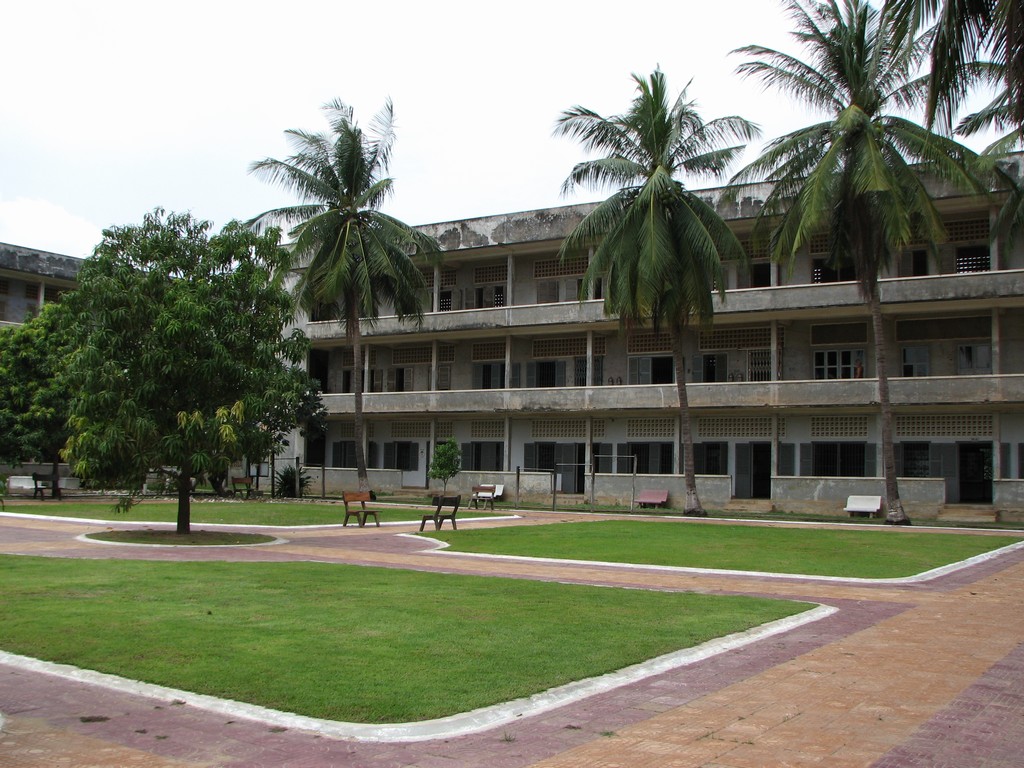 Kamboçya'nın Kızıl Khmer İşkence Evi Tuol Sleng'den Sağ Kuran Nadir Tanık Bou Meng 85 Yaşında Öldü