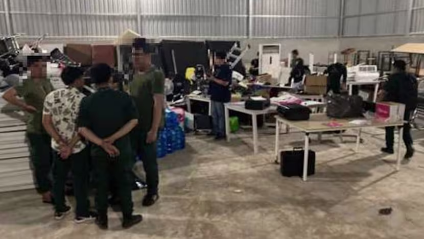 Kamboçya'daki dolandırıcılık çetesine katılan Filipinli kadına hapis