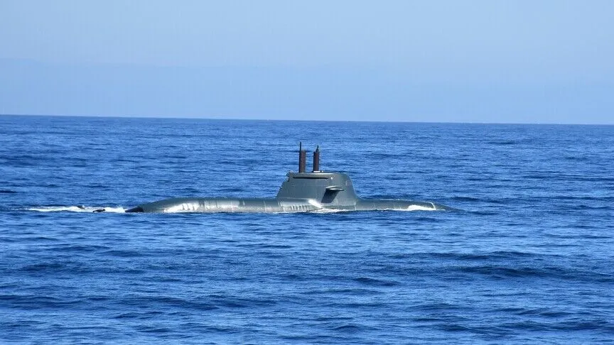 Kanada, yeni denizaltı filosu için Alman TKMS'yi seçti