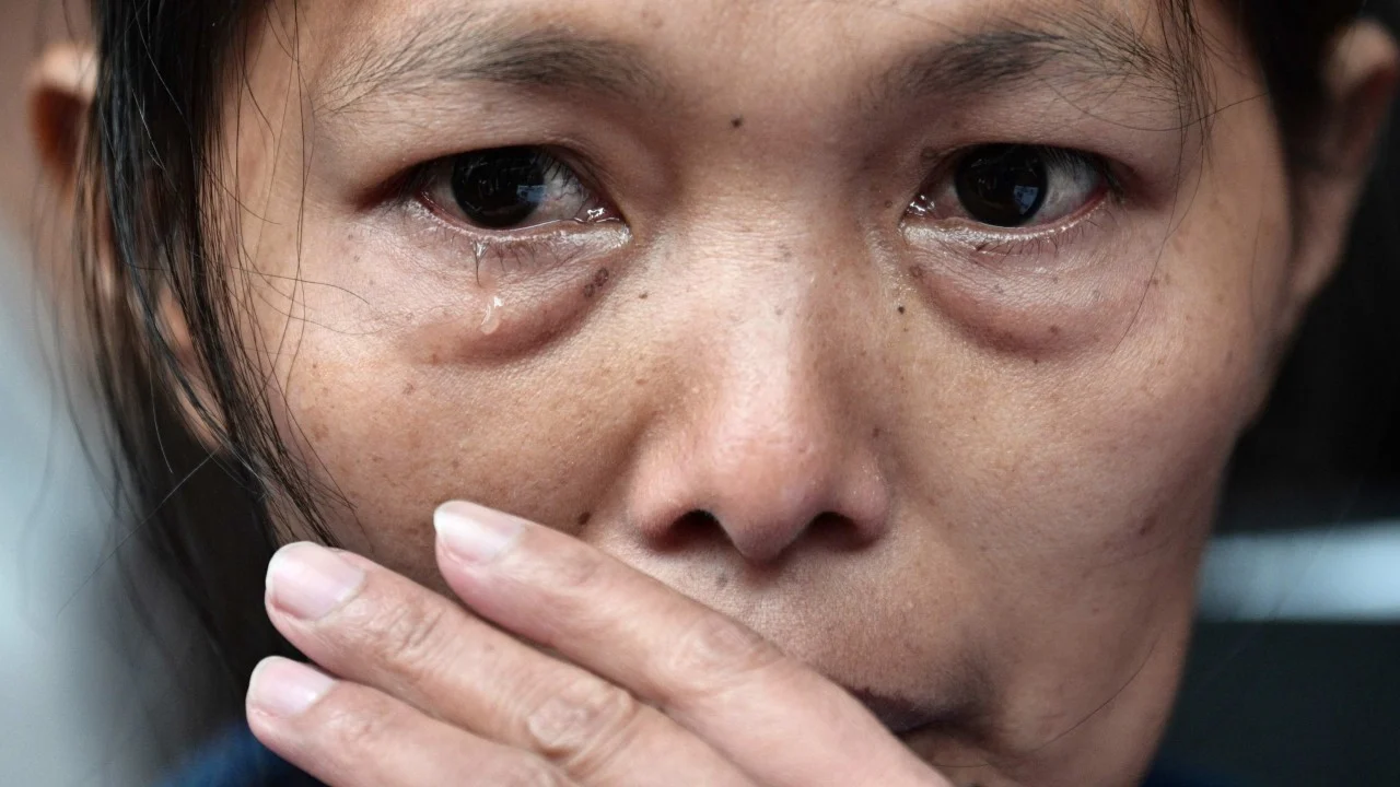 Kanserle Mücadelede İşten Kovulan Hong Konglu Yardımcıya 251 Bin HK$ Tazminat