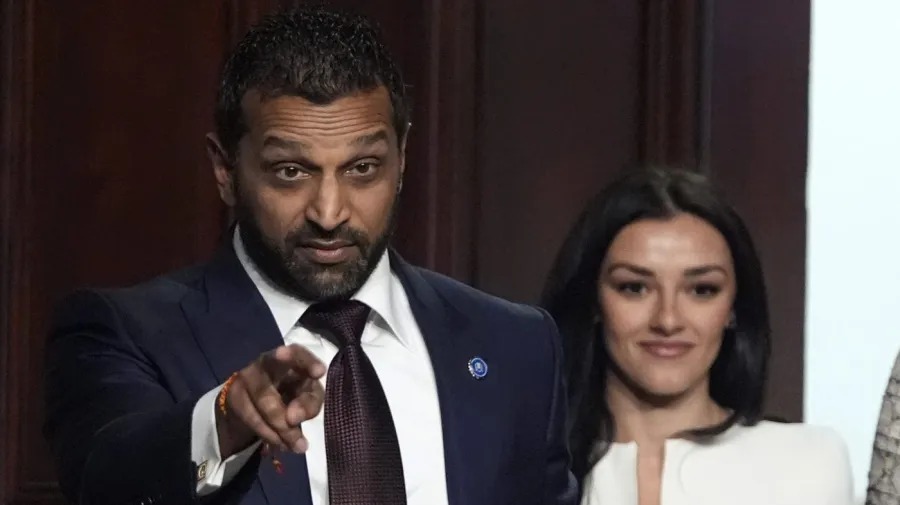 Kash Patel'in Sevgilisi, Trump Mitinginde Sahne Alacak