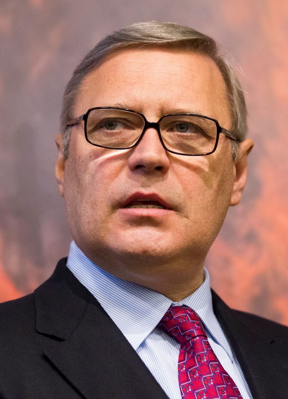 Kasyanov: Putin Ukrayna'da 'hata' kabul edemez
