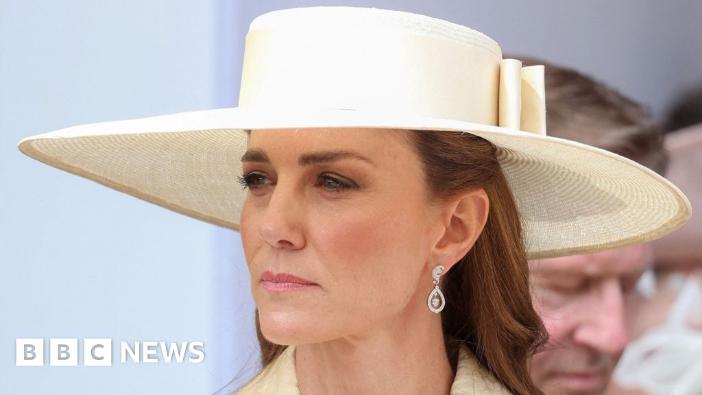 Kate'in sağlık kayıtlarına erişmeye çalışan eski sağlık çalışanına para cezası