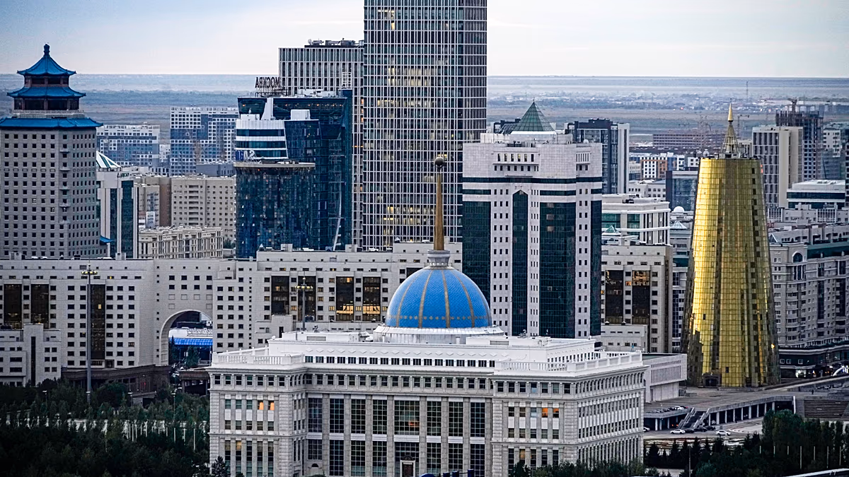 Kazakistan'da erken seçim: İktidar partisi önde