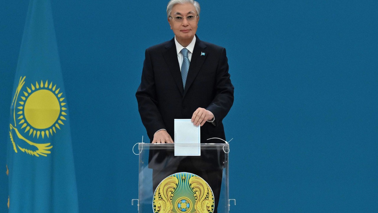 Kazakistan'da sandık: Tokayev yanlısı parti ezici zafer kazandı