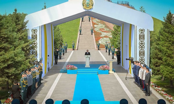 Kazakistan Tarihinin Başlangıcını Değiştiriyor