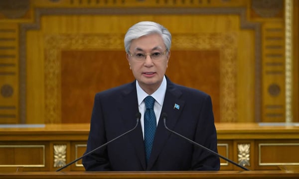 Kazakistan'da yeni anayasa cumhurbaşkanlığı süresini sıfırladı: Tokayev aday olacak mı