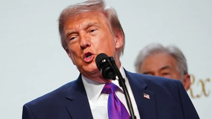Kennedy Center, Trump’ı Düştü, Bill Maher’ı Öne Çıkardı