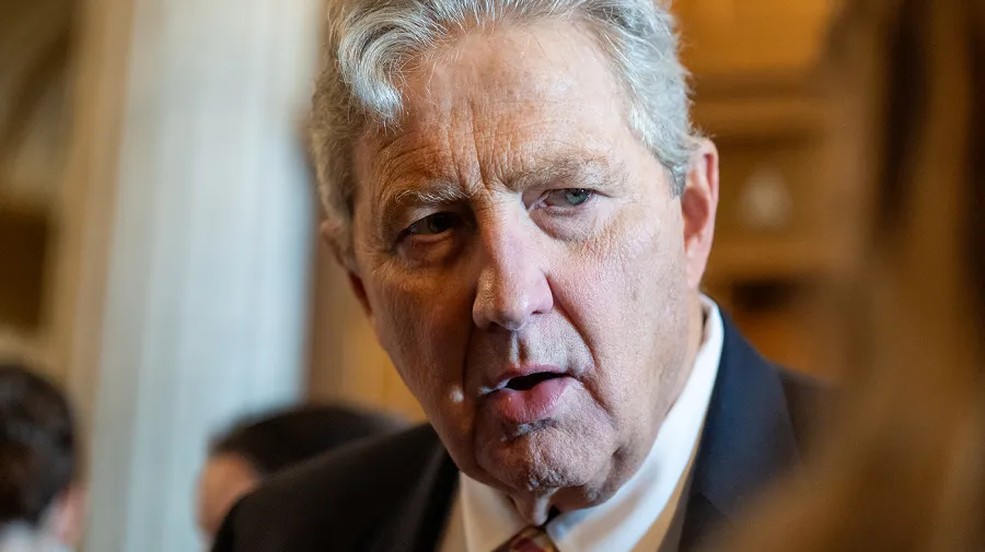 Kennedy: Trump'ın Silahsızlandırma Fonu için Boş Çek Yok