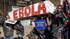 Kenya'da ABD Ebola Merkezi Protestosu