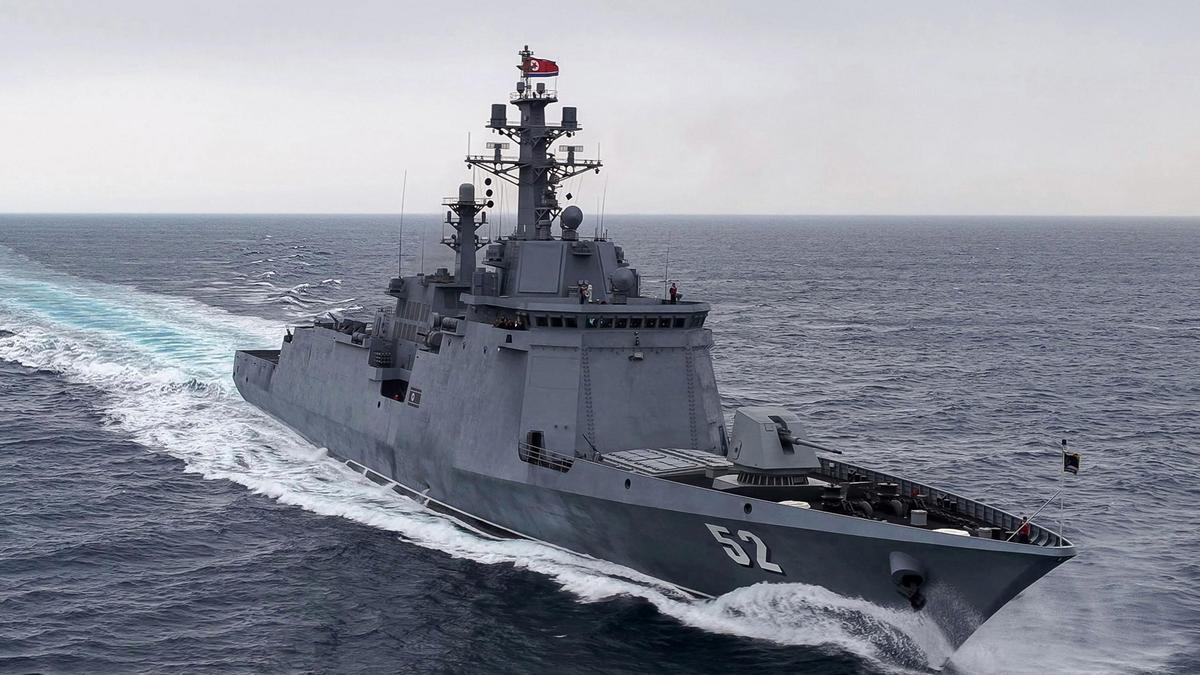 Kim yeni savaş gemisini Xi ziyareti öncesi sergiledi