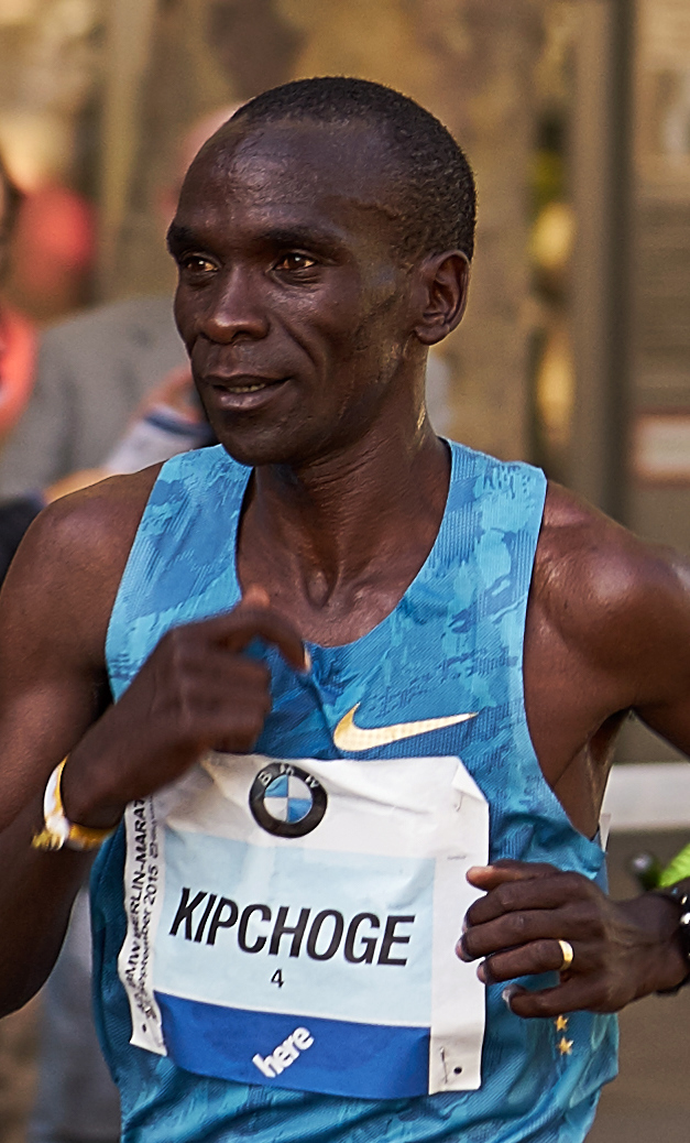 Kipchoge 3 yıl sonra maraton kazandı: 'Vücudum hâlâ zirvede