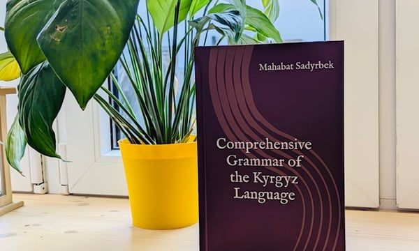 Kırgız Dilinin Küresel Görünürlüğü: Mahabat Sadyrbek ile Söyleşi