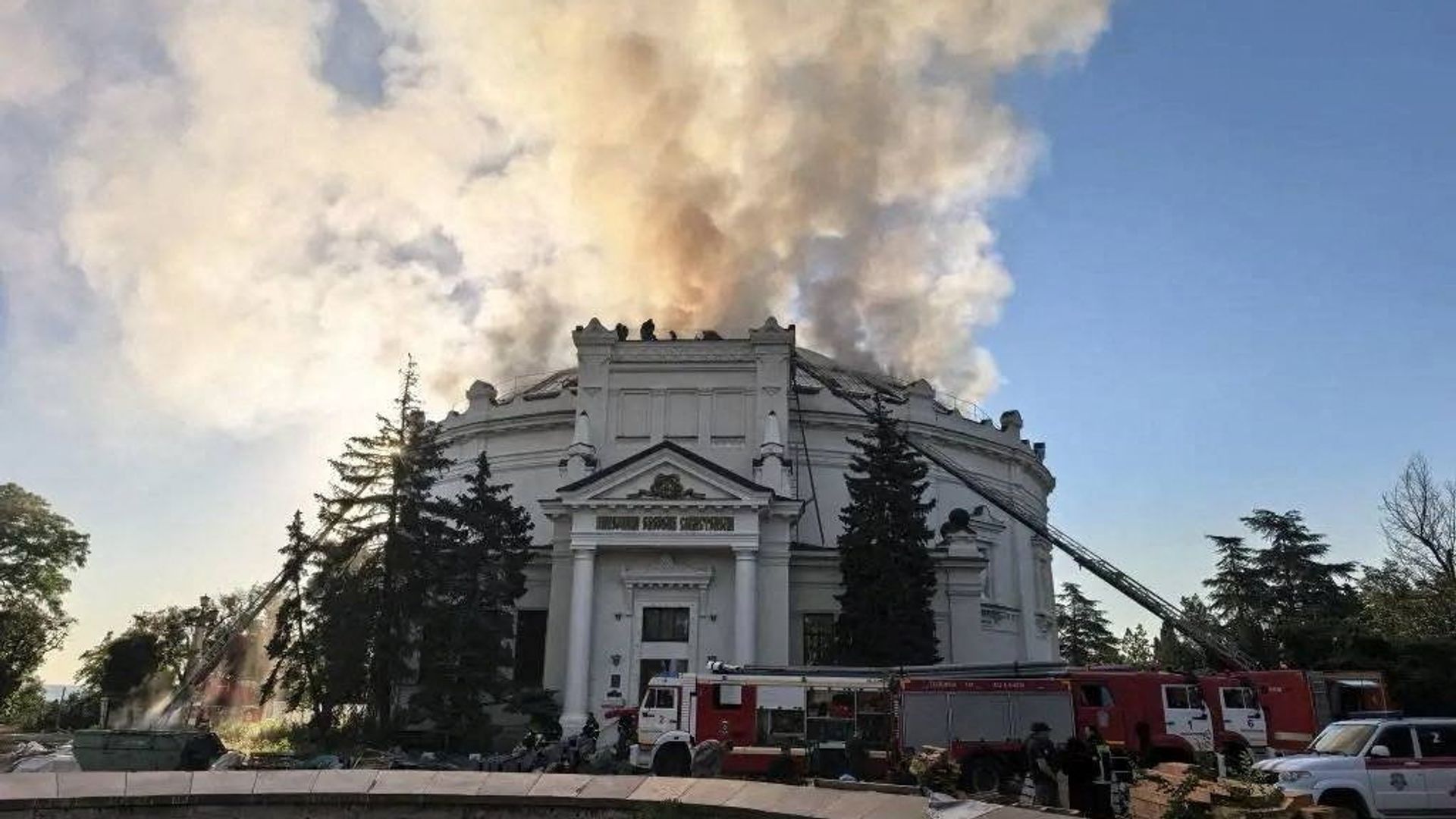 Kırım'da yakıt krizi: Ukrayna saldırıları arttıkça benzin istasyonları boşaldı